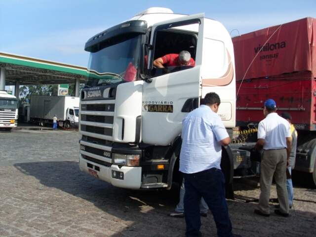 Nakata faz checagem gratuita em barra de direção de caminhões