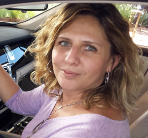 Carol Vilanova é editora do Portal Oficina News 