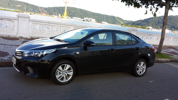 oficinanews_corolla–18-lateral