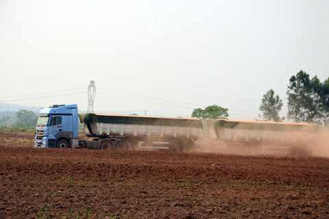 Mercedes-Benz Actros e Axor são lançados com freios a tambor