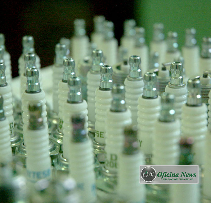 NGK comemora o recorde de 2 bilhões de velas produzidas no Brasil