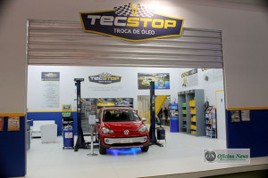 Uma oficina de troca de óleo 