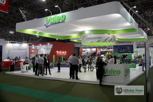 Destaques da empresa: nova linha Cibié Truck de limpadores de para-brisa para caminhões, faróis auxiliares OSCAR LED, novos kits de embreagens para caminhões e ônibus com motor Euro 5. E há ainda o novo kit de embreagem para ônibus urbanos da Mercedes-Benz que foi desenvolvido especialmente para utilização em vias urbanas, por apresentar excelente desempenho. Ressalta sua linha de faróis e lanternas disponíveis para modelos de automóveis.