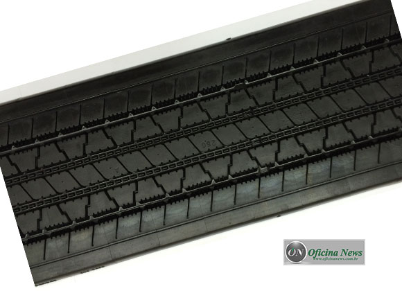 Bridgestone Bandag apresenta banda de rodagem B400