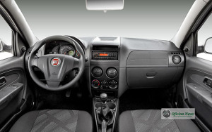 Itens como airbag duplo, freios ABS com EBD, indicador digital do nível de combustível são de série 