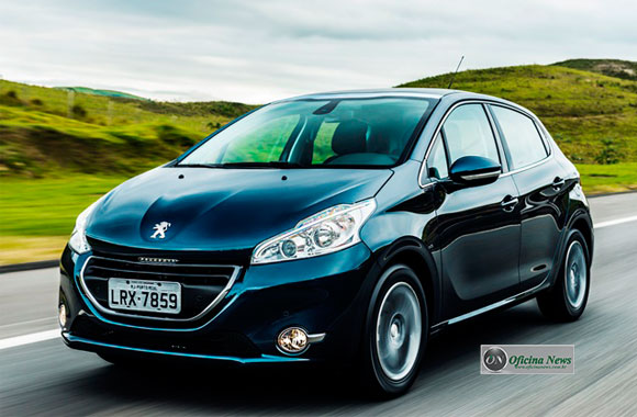 Linha 2016 do Peugeot 208 chega com mais itens de série