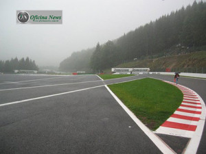 A água sempre presente em Spa, em forma de chuva ou garoa (foto Panoramio.com)