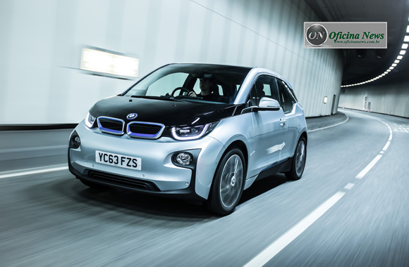 Veículos elétricos da BMW participam da Automation & Power World Brasil