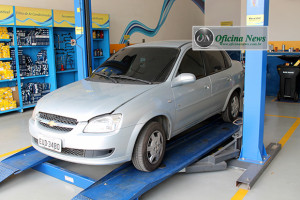 Troca do filtro de ar do Chevrolet Classic