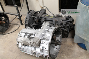 Câmbio também é original de fábrica, e se quebrar é trocado por completo 