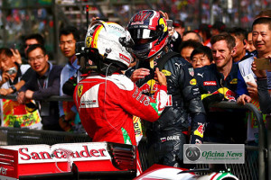 Estranhos no ninho: Vettel e Kvyat exerceram o direito de ir e vir (Foto Red Bull/Gettty Images)