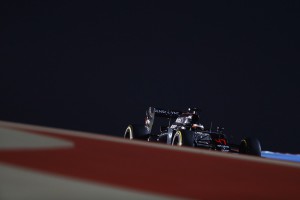 Stefan Vandoorne estreou com boa performance e o décimo lugar na prova (Foto McLaren)