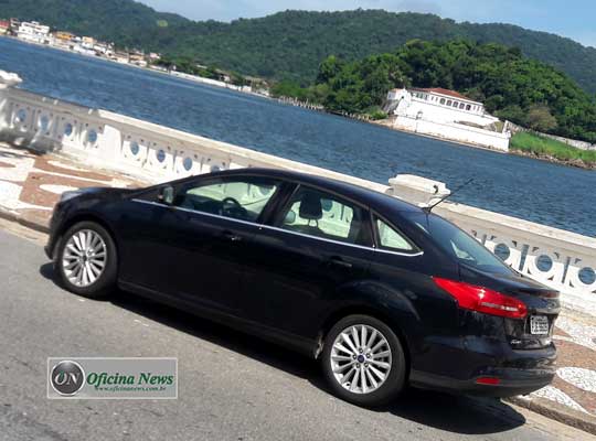 fordo-focus-fastback-5-des