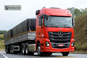 Actros, recordista, topa tudo
