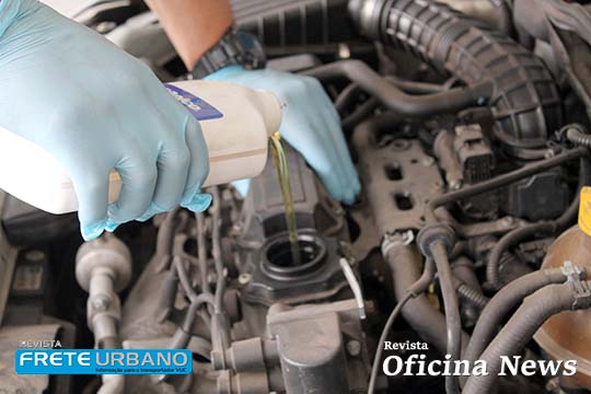 oficina news troca de oleo lubrificante de motor diesel