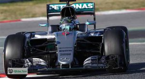 O bico usado nas quatro primeiras provas deste ano (Mercedes).