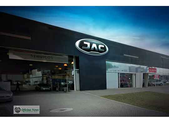 Jac Motors estreia identidade visual com a chegada do T40