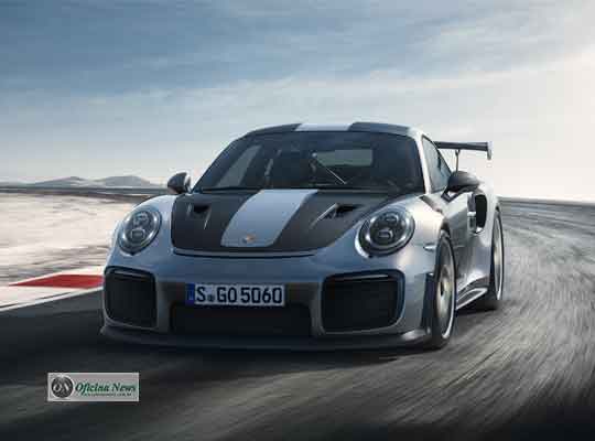 Porsche-911-GT2-RS-des