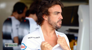 Alonso é protagonista em roteiro digno de dramalhão mexicano (McLaren)