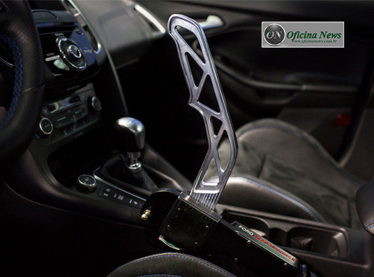 FORD lança freio de mão eletrônico para “drift” no Focus RS