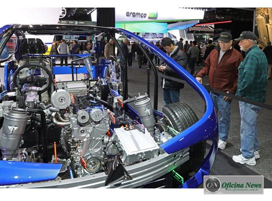 Coluna Alta Roda: Salão da transição