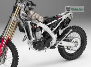 Linha CRF 2019 de motocicletas de competição chega ao Brasil