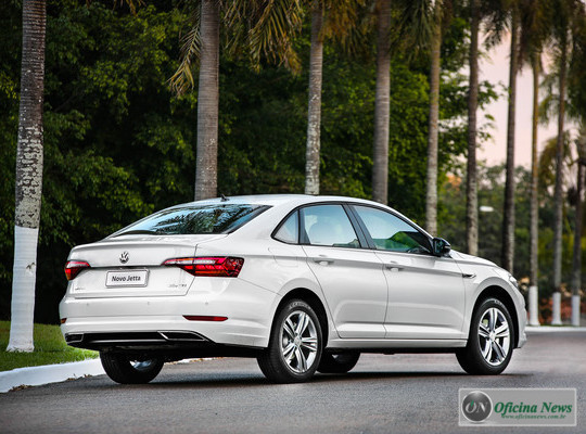 Coluna Fernando Calmon – novojetta_r-line250TSI3