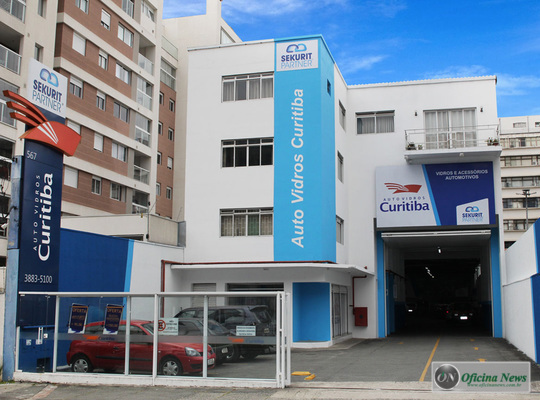 Auto Vidros Curitiba comemora seus 60 anos de atividades