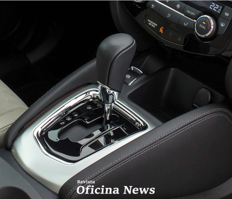 Acompanhe a troca de óleo do câmbio automático