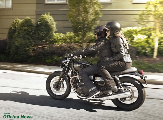 Linha 2019 da moto Street Twin chega ao mercado brasileiro (2)