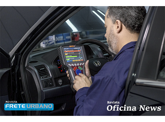 Nakata faz homenagem aos reparadores de veículos