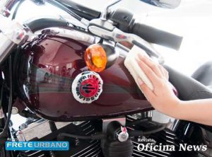 Álcool gel no veículo não é produto mais adequado para limpeza