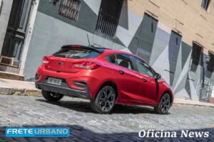 Chevrolet Cruze amplia gama com as versões RS e Midnight